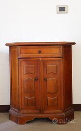 Mobiletto in legno massello