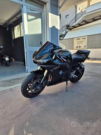 Yamaha YZF-R6 (2006)