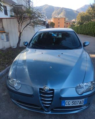 Alfa Romeo 147  provincia Salerno