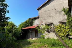 VILLA A SCHIERA A SERRA RICCÒ