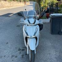 Honda sh 350