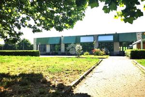 NEGOZIO A MONCALIERI