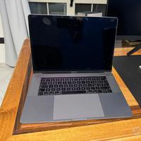 MacBook Pro 15 2018 (perfettamente tenuto)