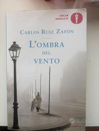 Libro “L’ombra del vento” - Carlos Ruiz Zafon📚