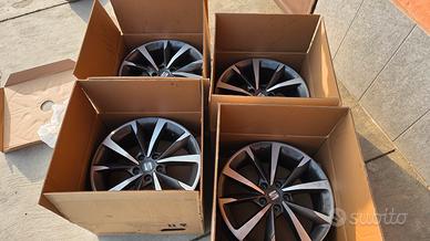 cerchi in lega ( originali ) 18" SEAT LEON FR MK4