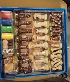 Tris giochi Scacchi  Dama Parchis