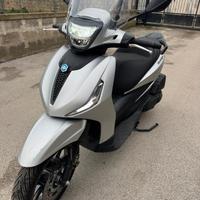 piaggio Beverly 400