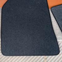 Tappetini Toyota Avensis D4D