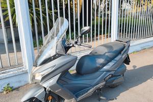 Kymco x-town 300