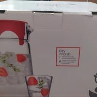 caraffa in vetro con sei bicchieri 