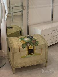 Cassapanca in legno