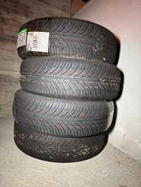 TRENO PNEUMATICI NUOVI 235/65 R17 4 stagioni