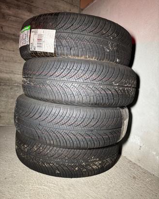 TRENO PNEUMATICI NUOVI 235/65 R17 4 stagioni