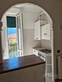 Appartamento 2 vani, balcone/cantina, 50 mq circa