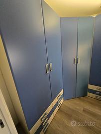 cameretta per bambini tre letti