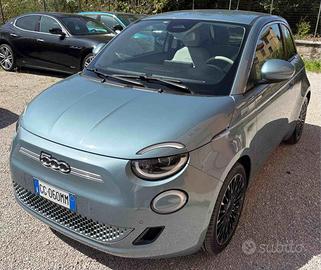 FIAT 500e 3+1 42 kWh La Prima