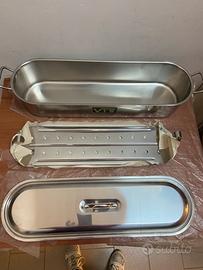 Tegame per cucina pesce in casa o in ristorante