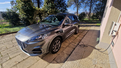 Kuga st line X plug in