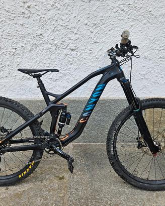 Bicicletta da enduro Canyon Stive AL 6.0 tg S