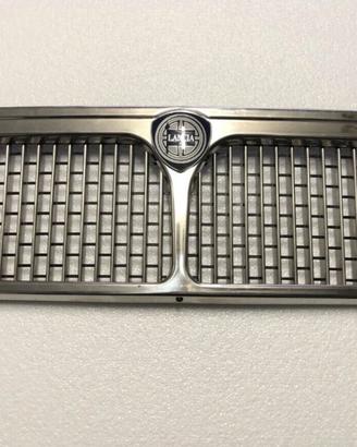 Mascherina lancia gamma berlina