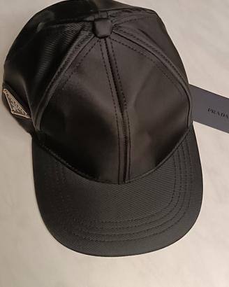 Cappellino Prada nero