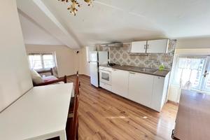 3 LOCALI A MANDELLO DEL LARIO