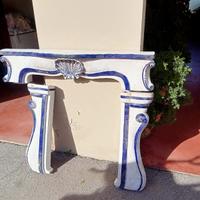 CORNICE  PER CAMINO IN MAIOLICA