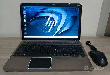 NOTEBOOK HP DA 16 POLLICI IN ALLUMINIO DORATO.