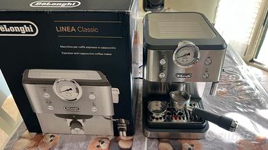Macchina per caffè espresso e cappuccino