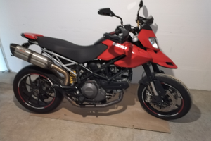 Ducati Hypermotard 796