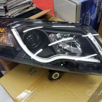 FARI ANTERIORI AUDI A6 4F BERLINA e AVANT LED TUBE