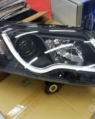 FARI ANTERIORI AUDI A6 4F BERLINA e AVANT LED TUBE