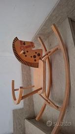 Cavallo a dondolo legno vintage