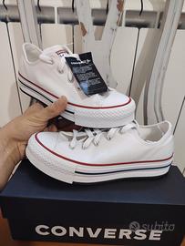 lotto 2 pezzi scarpe nuove Converse 