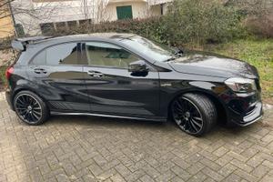 MERCEDES A45 AMG