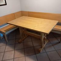 Panca angolare con tavolo
