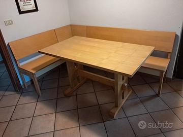 Panca angolare con tavolo