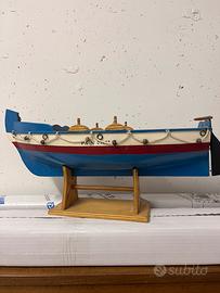 Barca da collezione in legno