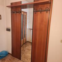 Specchio con appendiabiti 