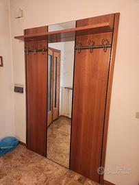 Specchio con appendiabiti 