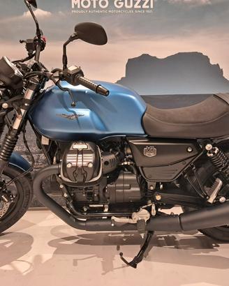 Moto Guzzi V7 Stone