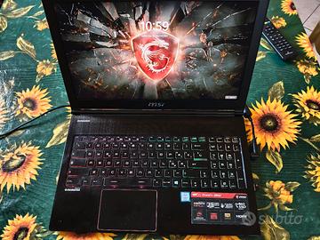Laptop MSI GS63 Stealth 8RD, i7, 16GB, GTX 1050 Ti