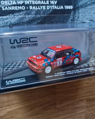 Modellino Lancia Delta HF Integrale 1:64 WRC