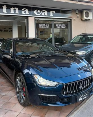 Maserati Ghibli L4 330 CV MHEV Gransport