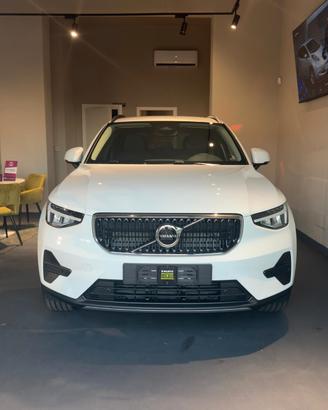 Volvo XC40 B3 automatico Essential