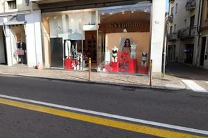 NEGOZIO A TREVISO