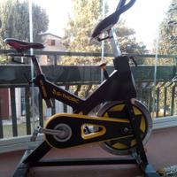 Spin bike marca G-Torch