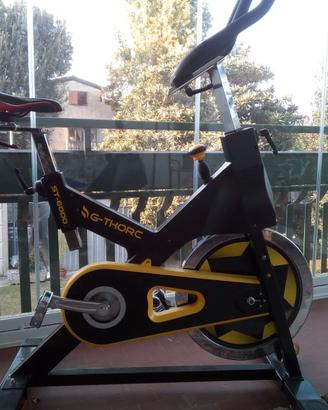 Spin bike marca G-Torch
