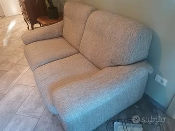 divano chateau d'ax 2 posti Rho Milano 