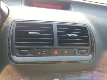 Bocchetta clima centrale OPEL MERIVA del 2011